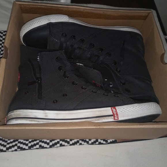 Levi Mid - Hid Top Sneakers - Picture 5 of 7